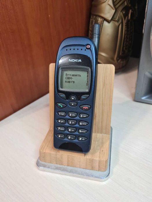 Мобільний телефон(ретро) Nokia 6150 + зарядка