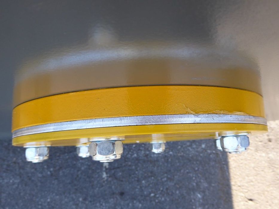 Mieszalnik do betonu HARDOX, łyżka z mieszalnikiem do betonu. Petric