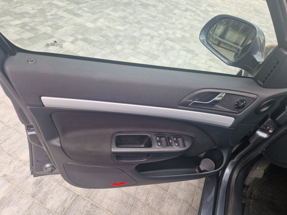 Skoda Octavia 2011  рік