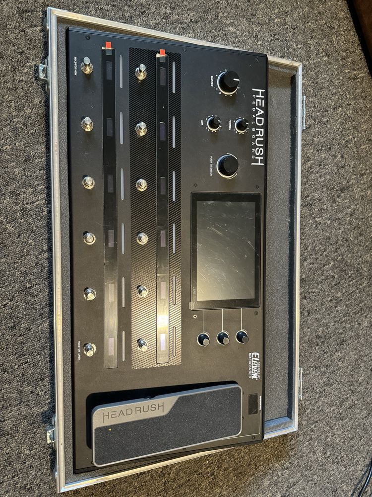 Headrush Pedalboard + Case