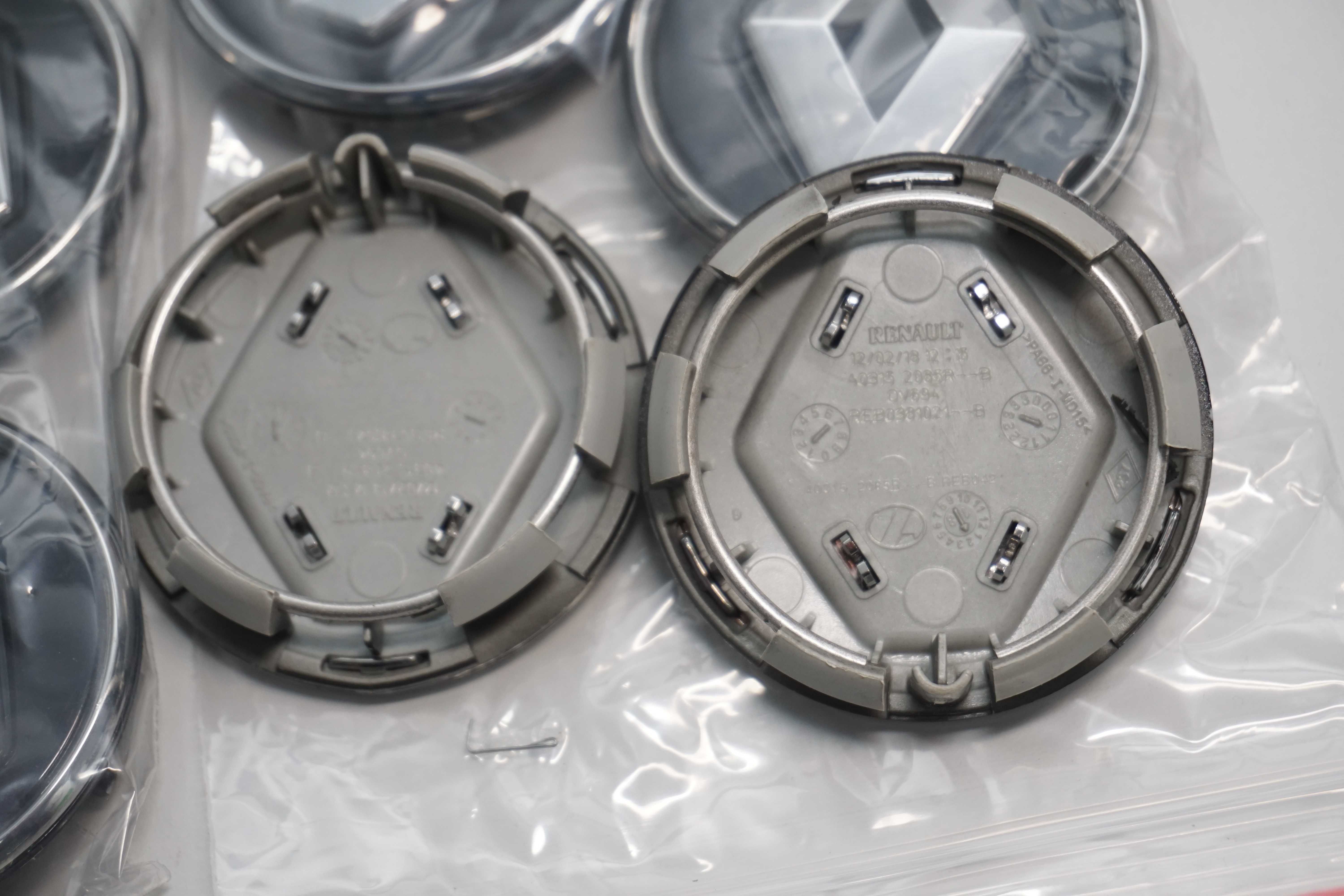 Dekielki oryginał RENAULT 40315.4955R OE czarne 57mm 4sztuki