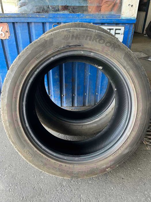 Продам шини Hankook Ventus S1 Evo SUV 2 K117A 235/55 R19