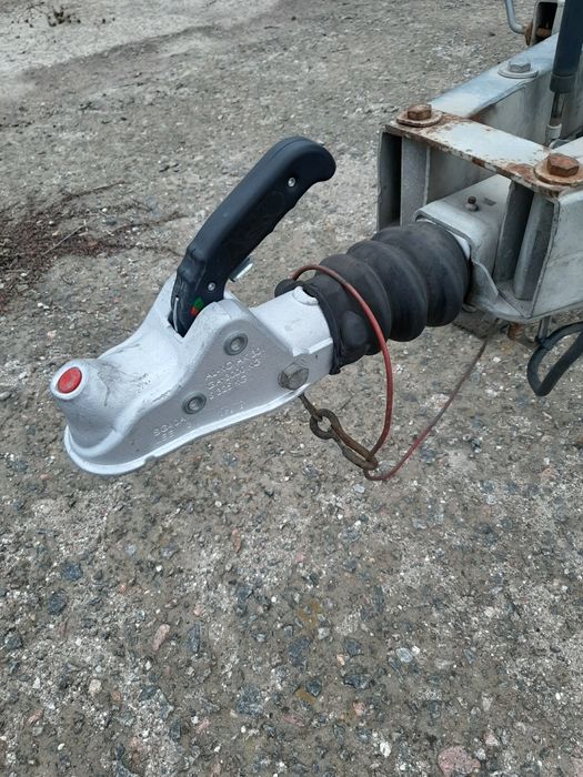 Специализированный прицеп платформа-Е GREW 2500 /2006г.в