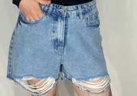 Женские джинсовые шорты рваные