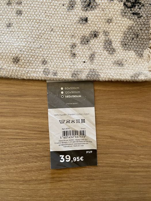Vendo carpete como nova 1,40x1,90