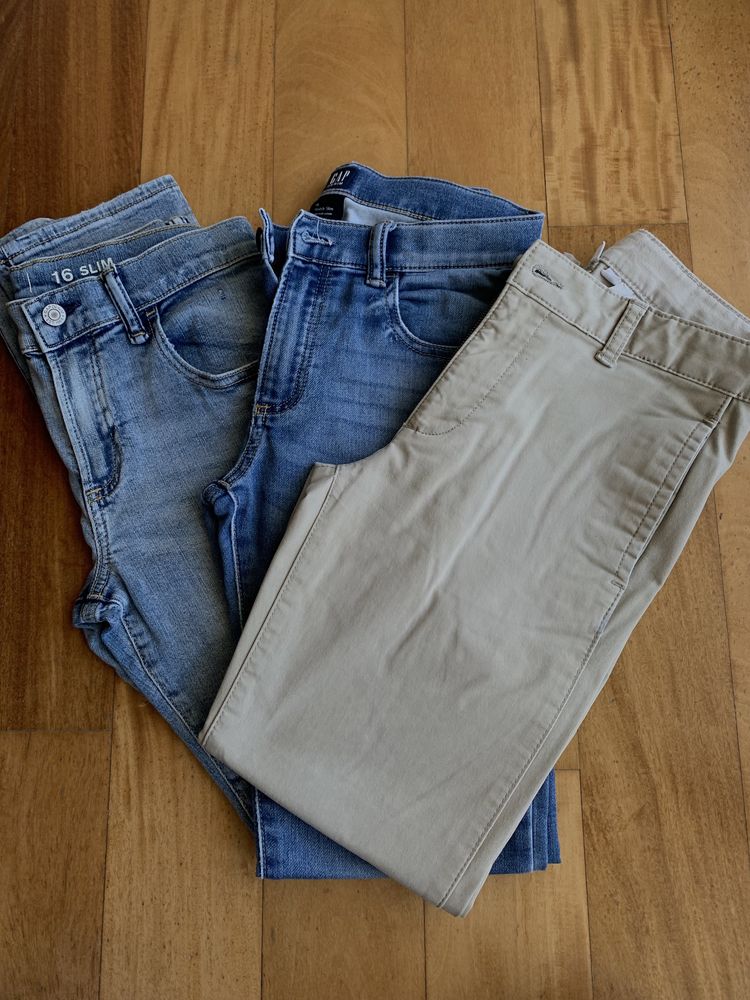 3 pares de calças GAP [podem ser vendidas em separado]