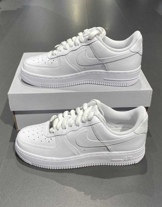 buty airforce Obuwiesportowe białe nowe R.41