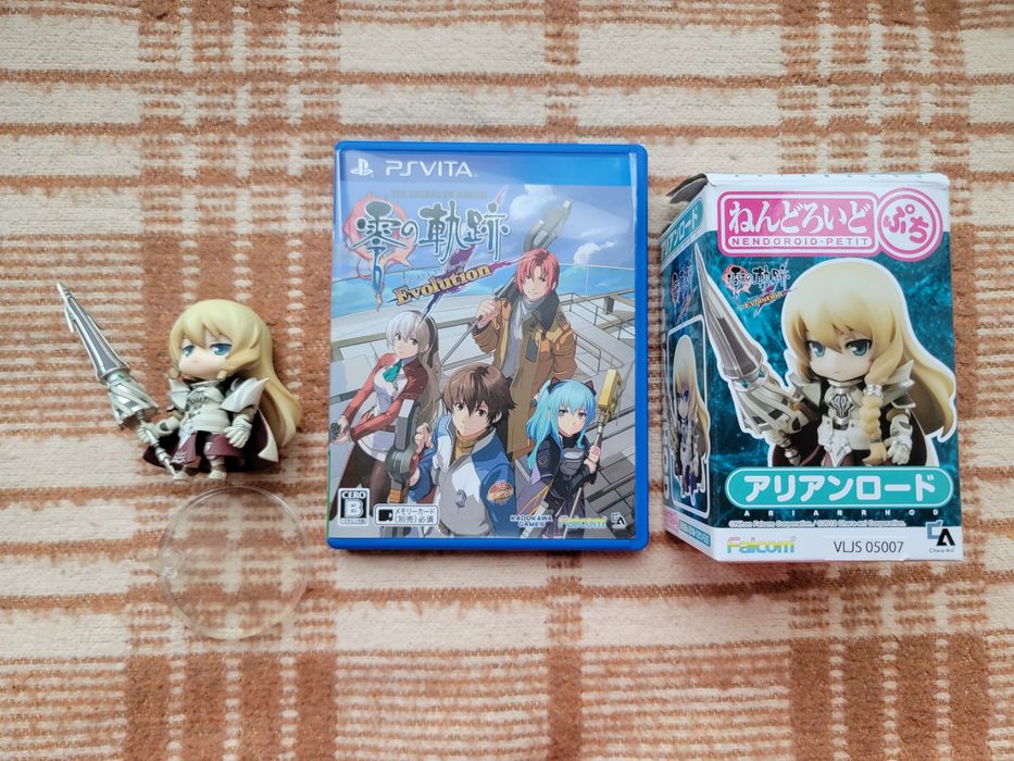 Trails from zero Evolution Ps Vita + Nendoroid Petit Arianrhod