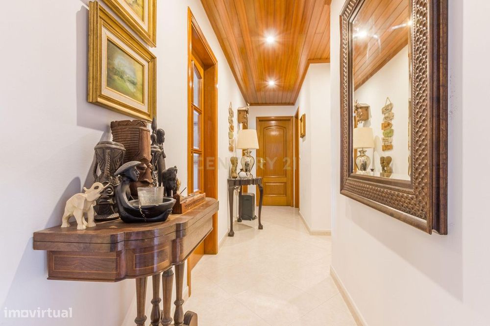 Apartamento T2 em Montijo com Varanda e Boa Exposição Solar