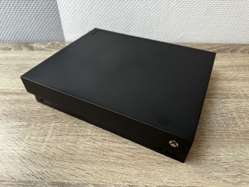 Xbox One X на 1TB + ігри Весь комплект ГАРАНТІЯ приставка хбокс ван х