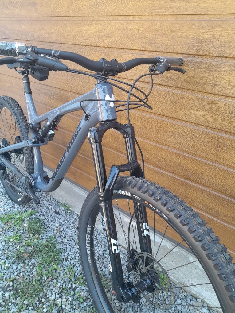 Nowy Nukeproof reactor 290