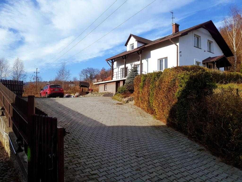 Dom w Szczyrku. 6 sypialni (każda z łazienką!). Dla +/- 16 osób