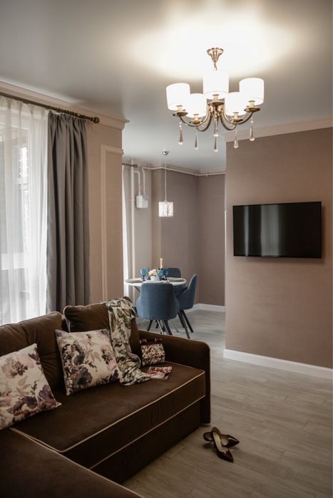 Центр ,VIP-2-х кімнатна ,Новобудова, погодинно, здача 1-3 місяці також