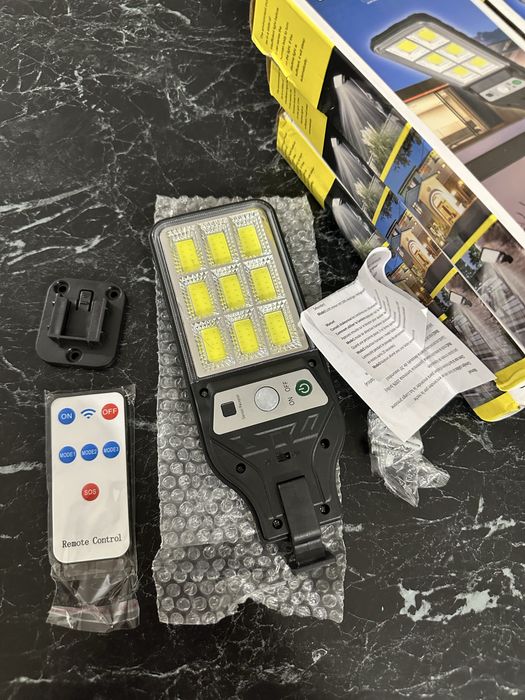 Вуличний LED ліхтар, фонарь на акамуляторі,сонячній панелі