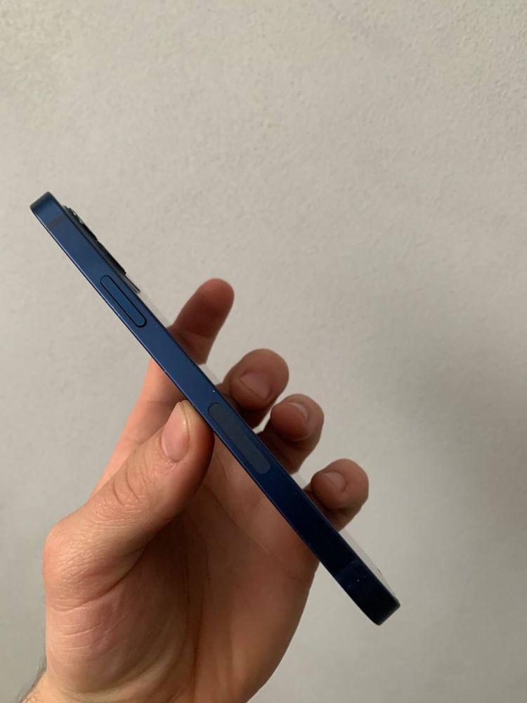 Iphone 12/64gb r-sim