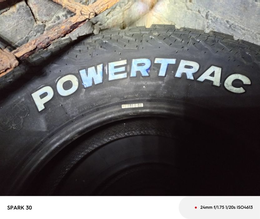 Продам нову резину 265*65*17. Комплектом.  В ідеалі- обмін на 16 .