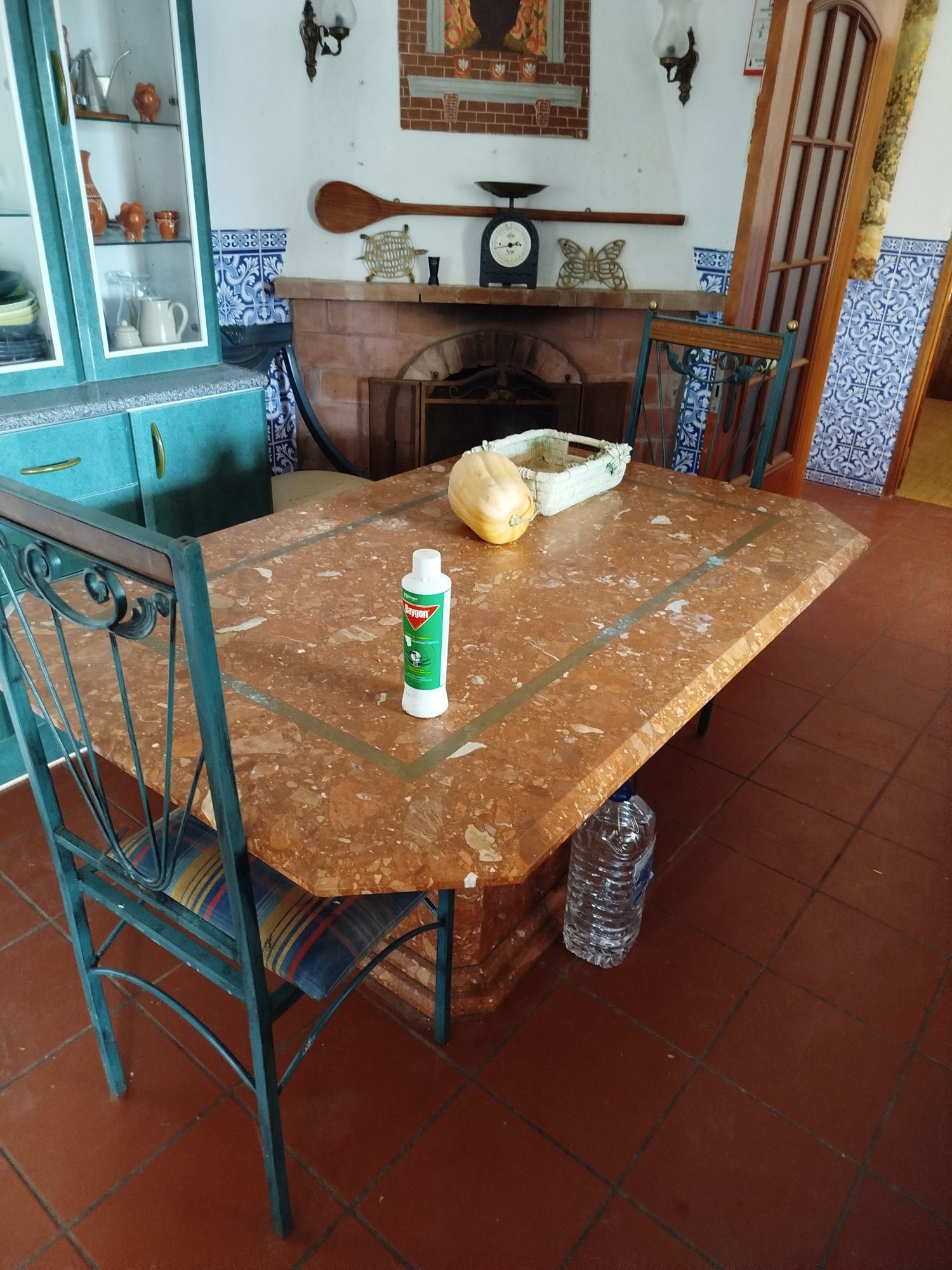 Mesa de mármore 100€