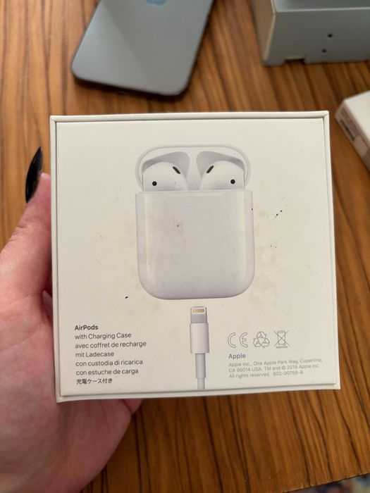 Apple AirPods 2 gen.