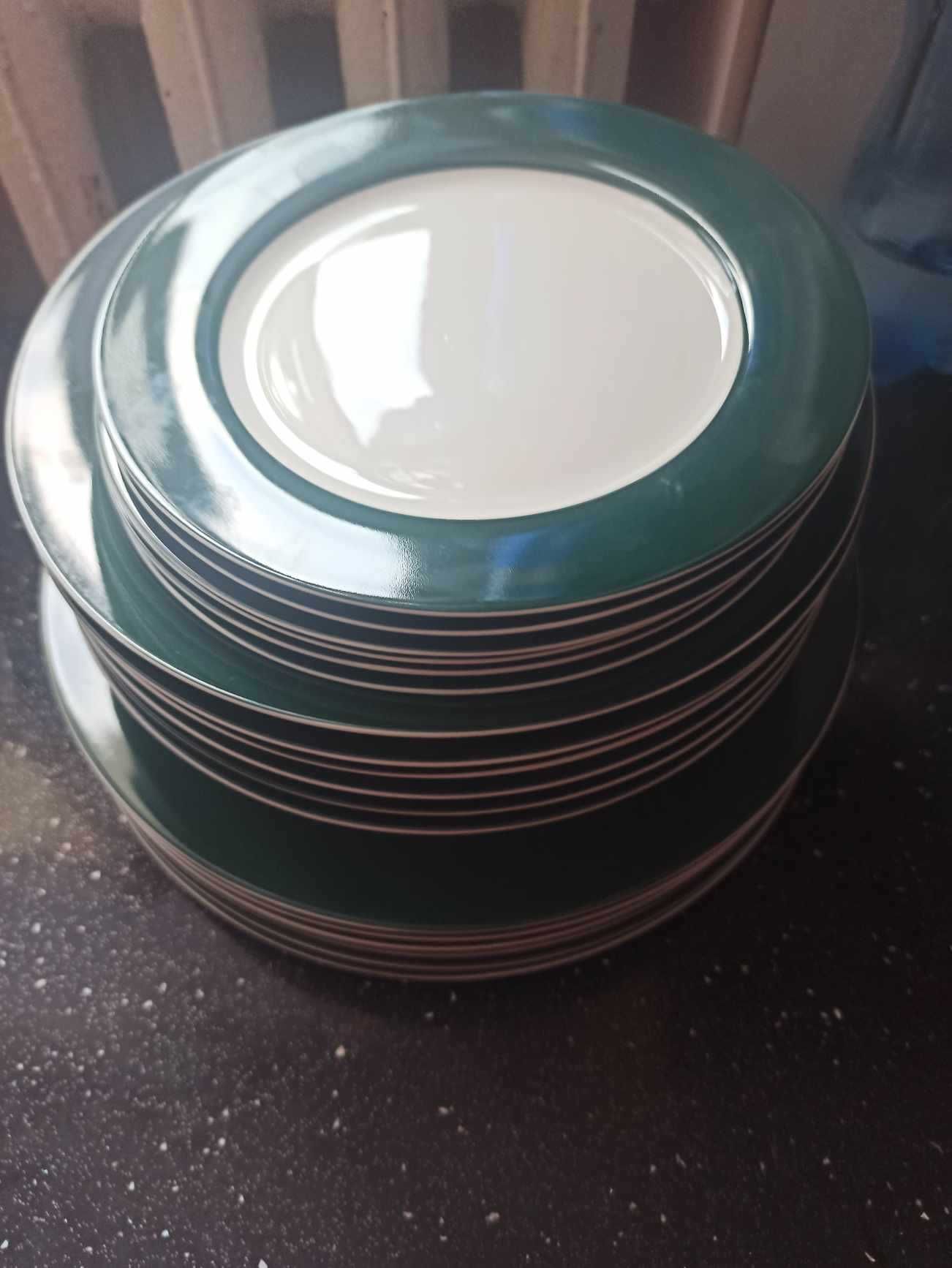 Serwis obiadowy Ambition AURA GREEN 18 szt.