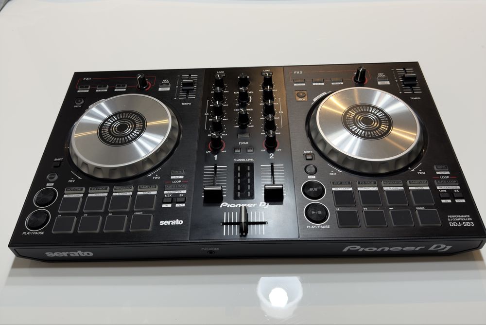 DJ Pionner DDJ-SB3 + sluchawki + Mikrofon