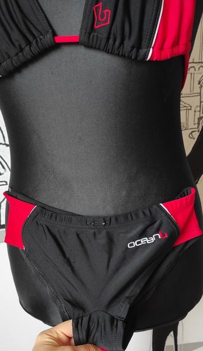 Dwuczęściowy sportowy strój kąpielowy