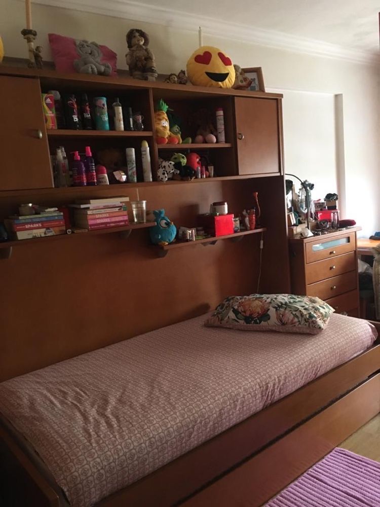 Cama com Alçado ou Cama de Solteiro