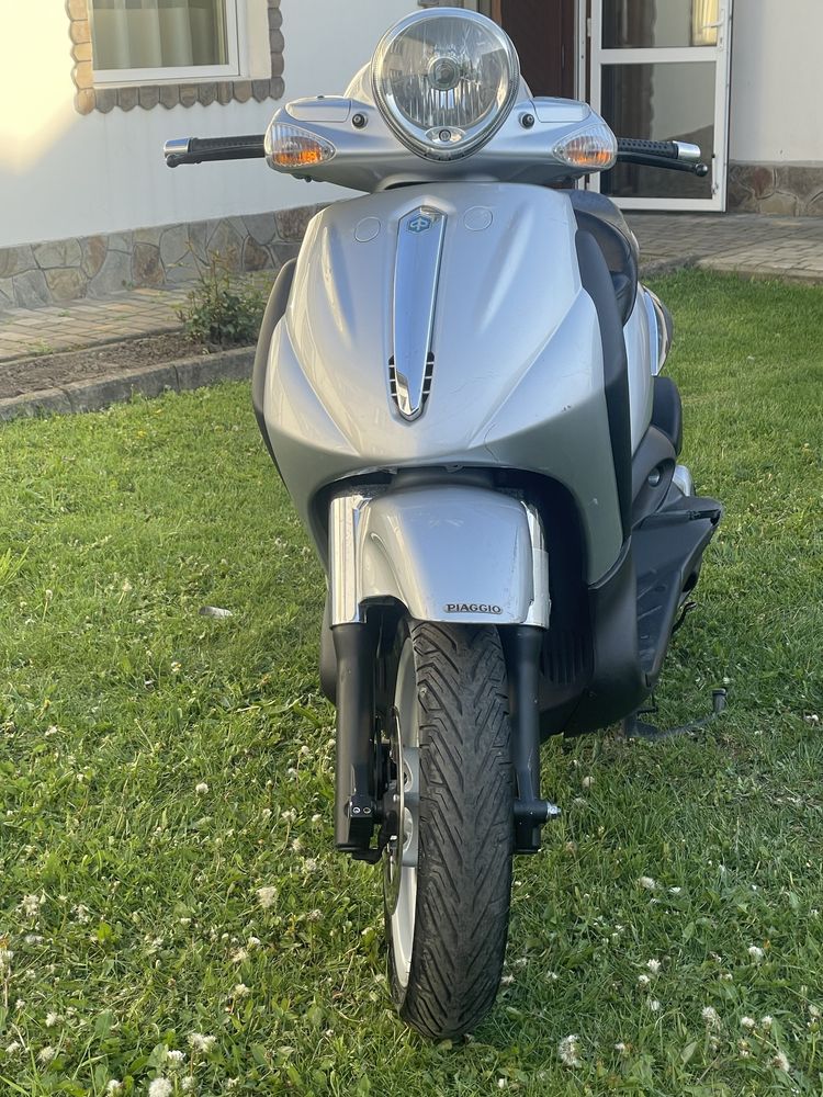 Продам скутер Piaggio Beverly 500