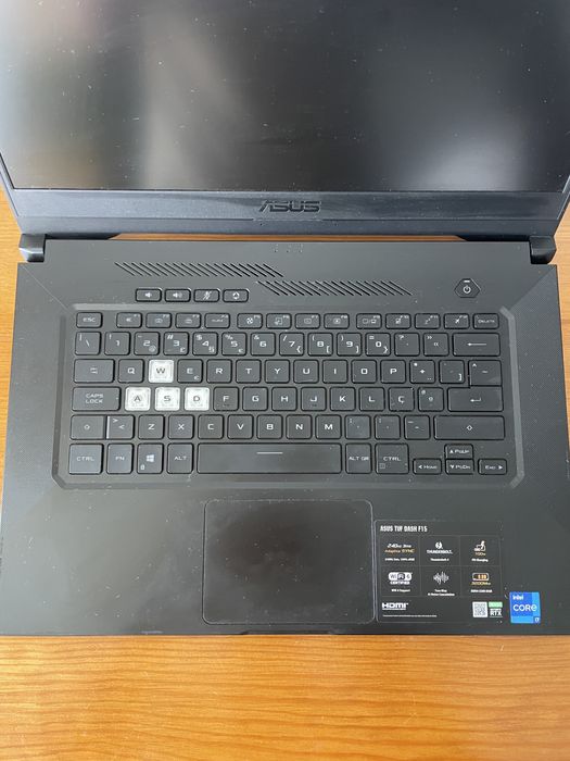 Portátil gaming ASUS TUF DASH F15