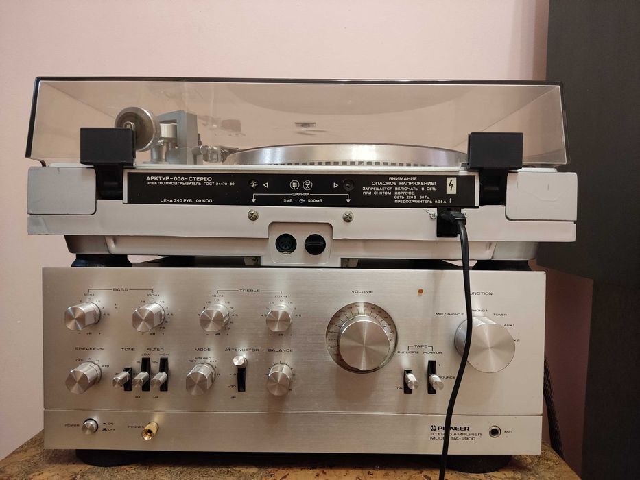 Продаю програвач платівок Арктур-006