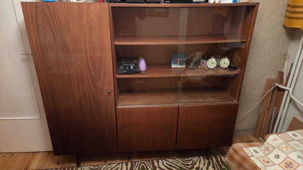 Witryna, regał, biblioteczka - solidna, nie z płyty wiórowej