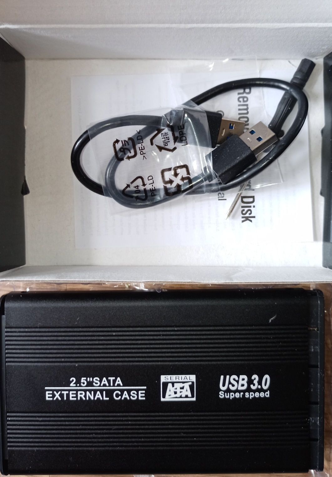 Kieszeń na dysk 2,5 cala. USB 3.0.