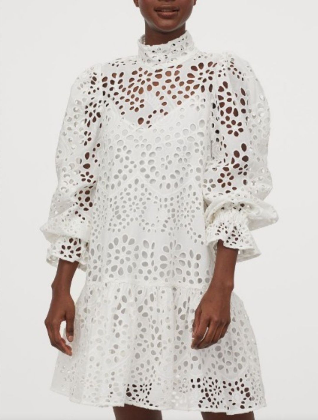 H&M Biała ażurowa blogerska sukienka