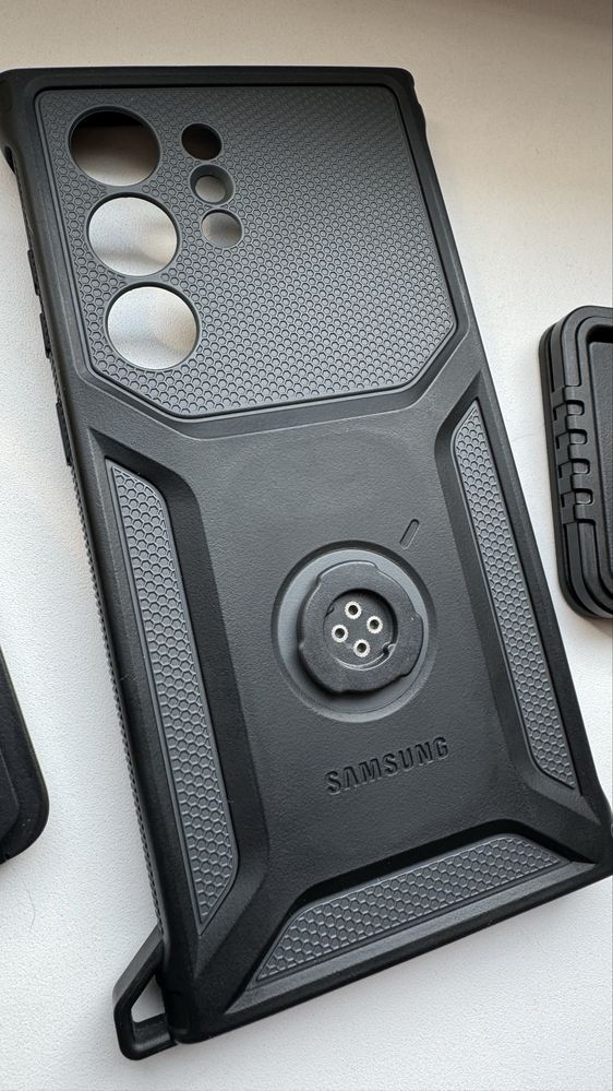 Оригінальний чохол Samsung Rugged Gadget Case S23 Ultra