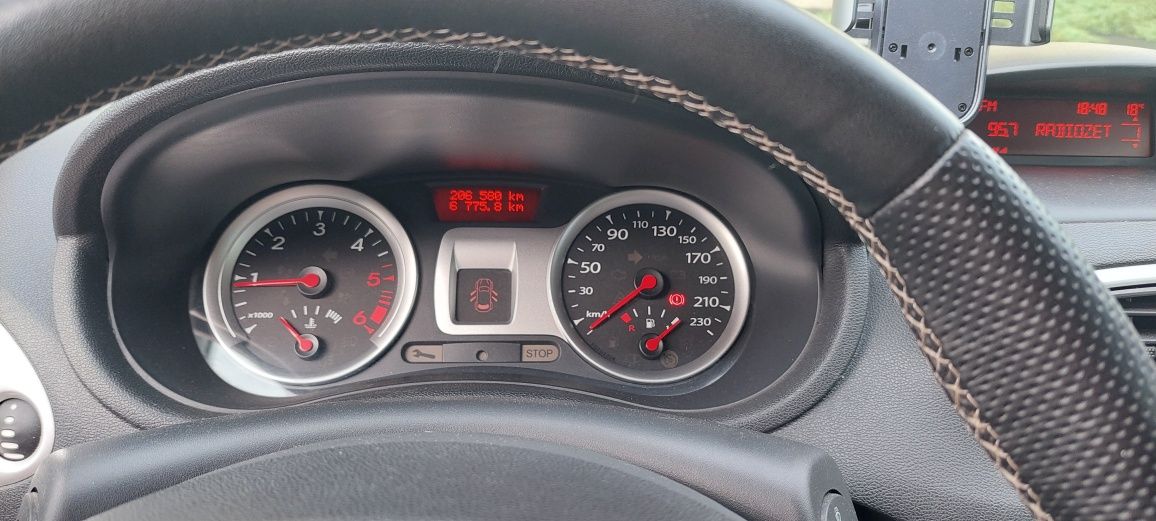 Renault CLIO 3 1.5 DCI