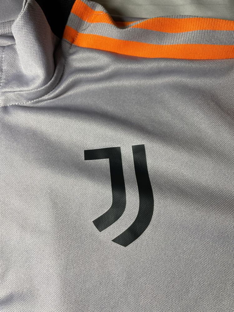 Футбольна кофта Juventus