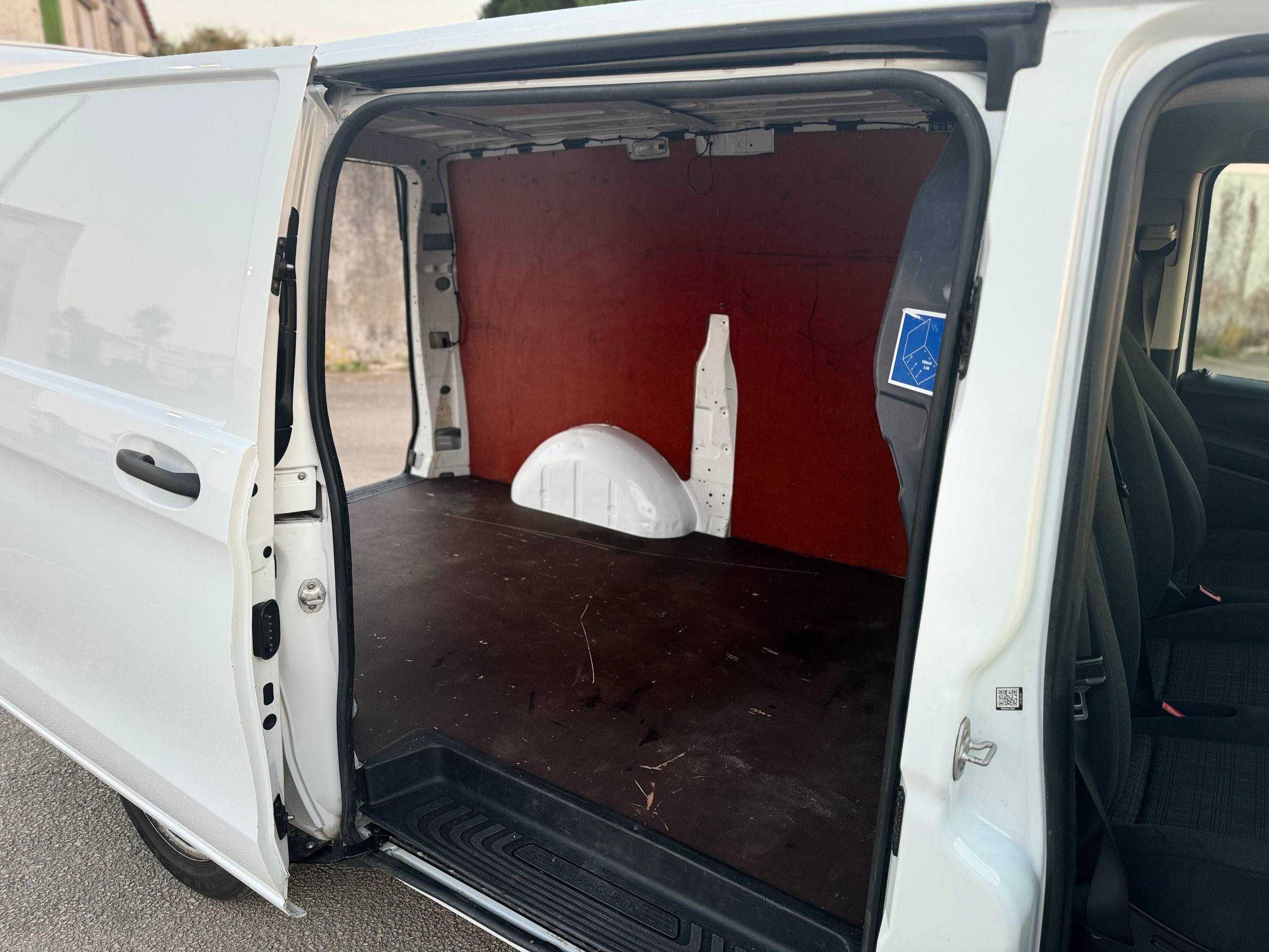 Mercedes-Benz Vito 111