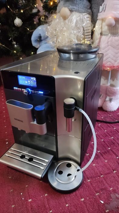 Eлітнa кавомашинa Siemens EQ.7 I-series – втілення інновацій та смаку)