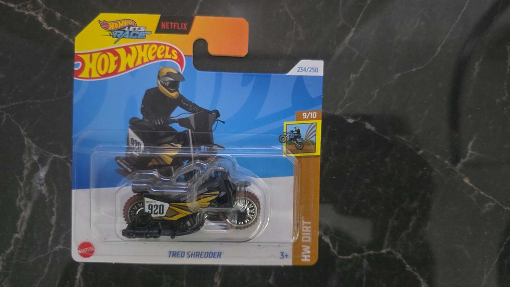 Hot Wheels Tred Shredder HW Dirt 2024