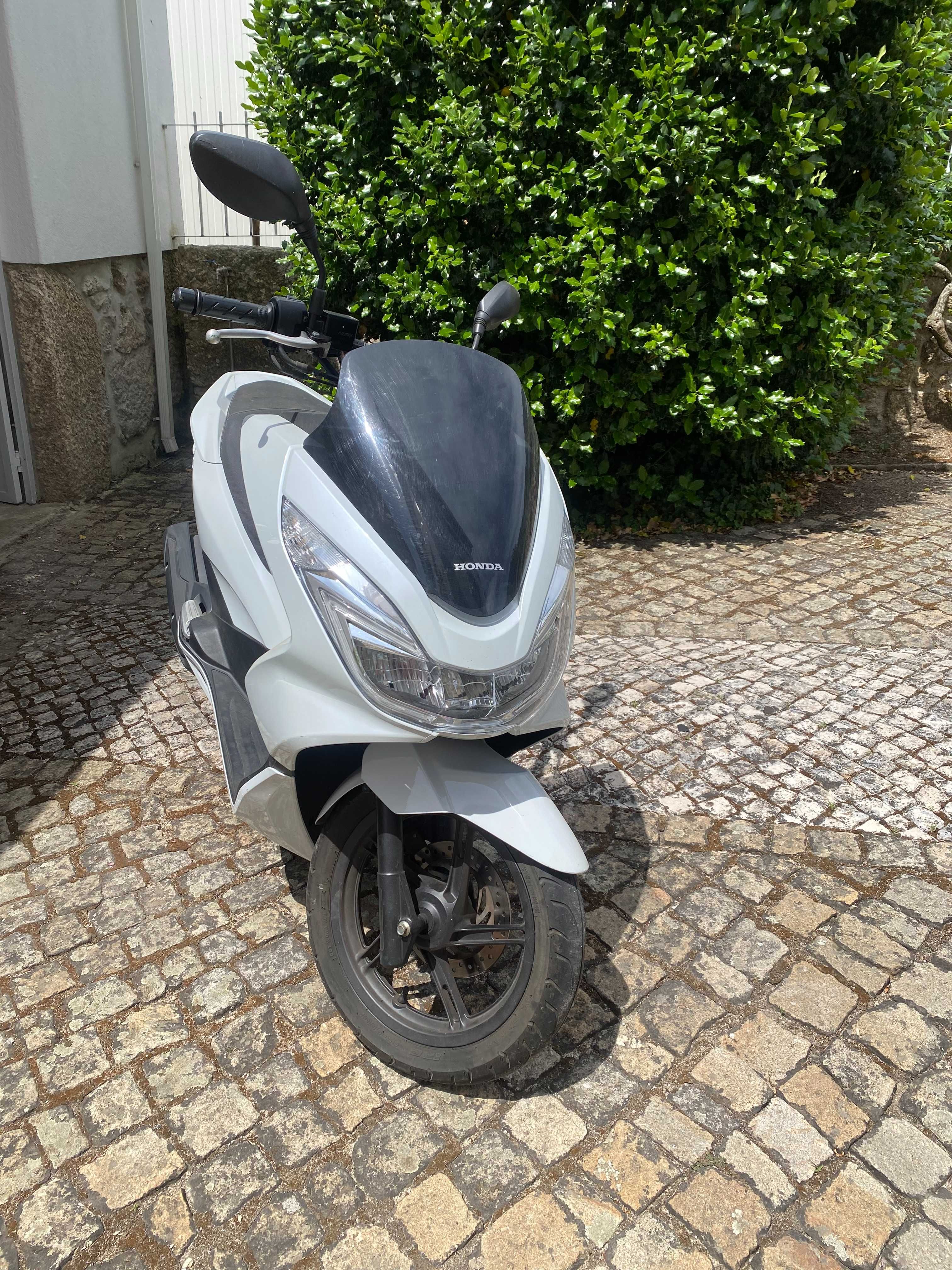 Mota Honda - Como nova