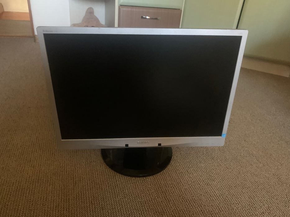 Монітор Philips 220b