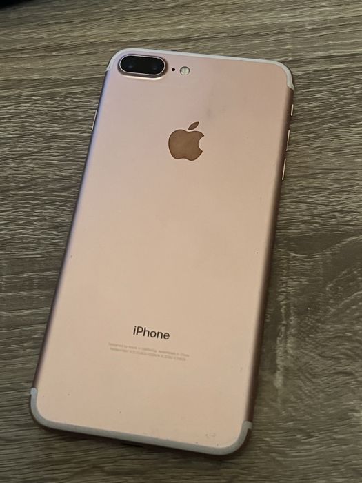 Iphone 7 plus 128gb rose gold не бачить sim