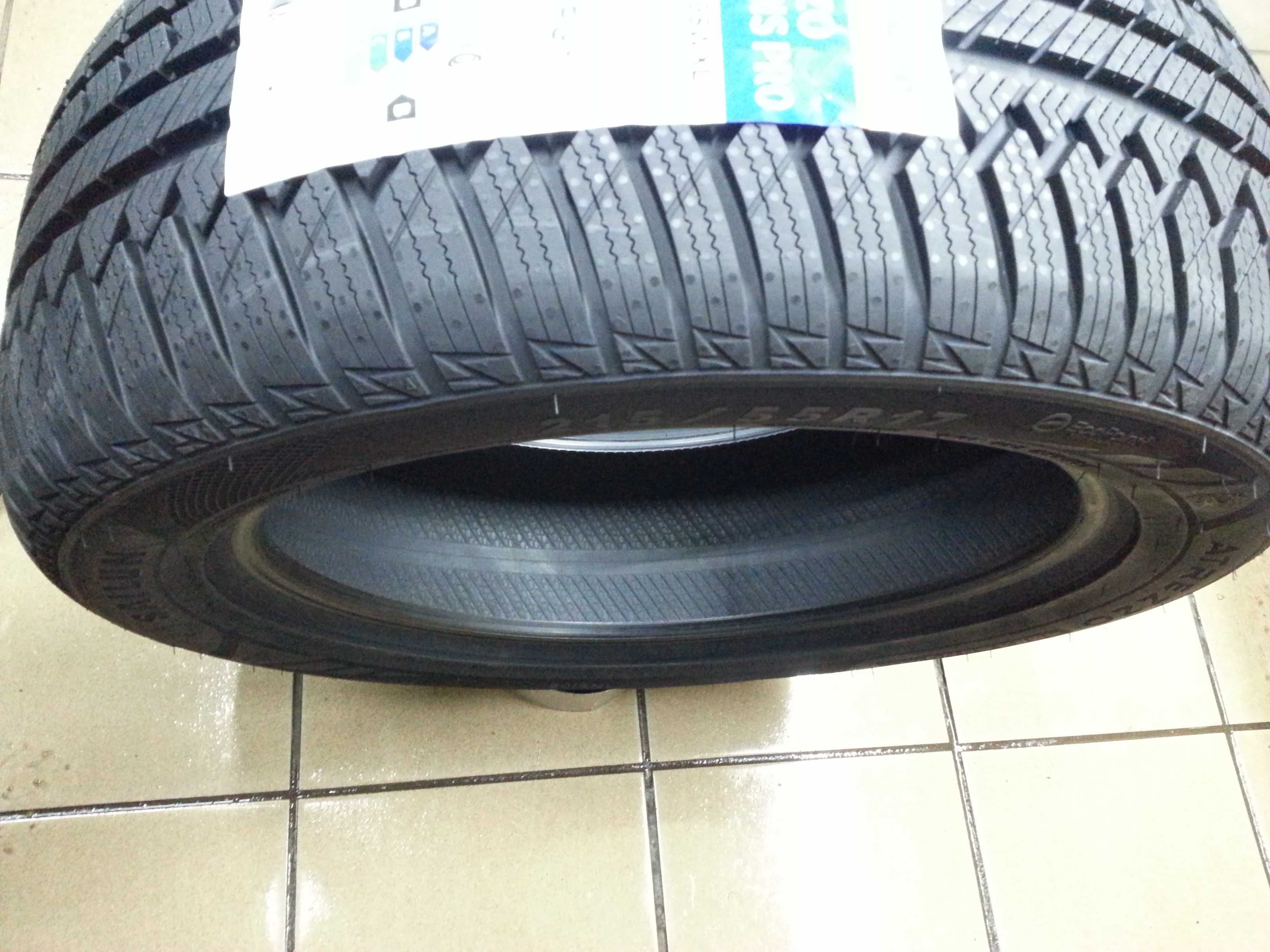 Opony całoroczne wielosezonowe 215/55r17 98W XL Sailun 4Seasons Pro