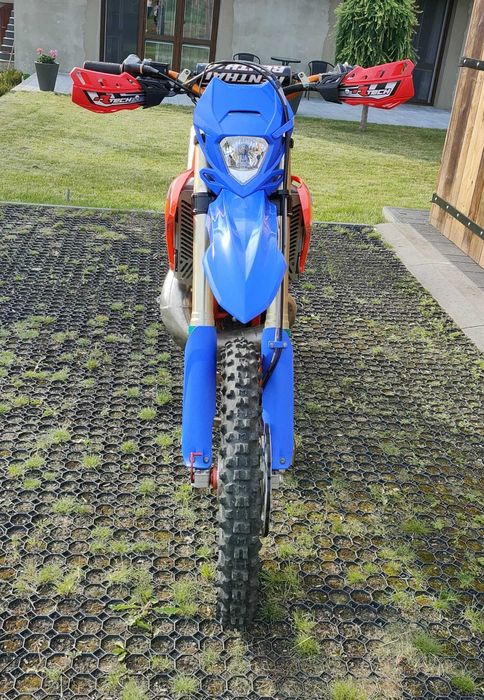 Beta Racing 300 My23 kyba, pełny FMF
