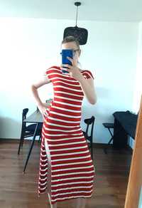Długa sukienka w paski czerwona z wiskozy