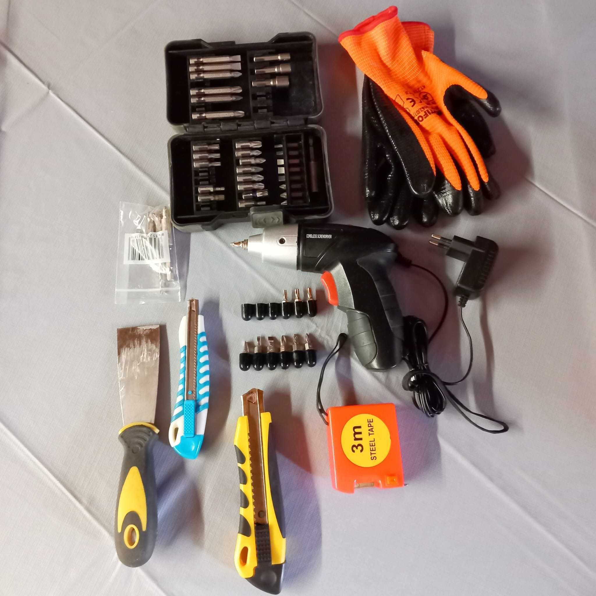 herramientas variadas en tres taladro y otros