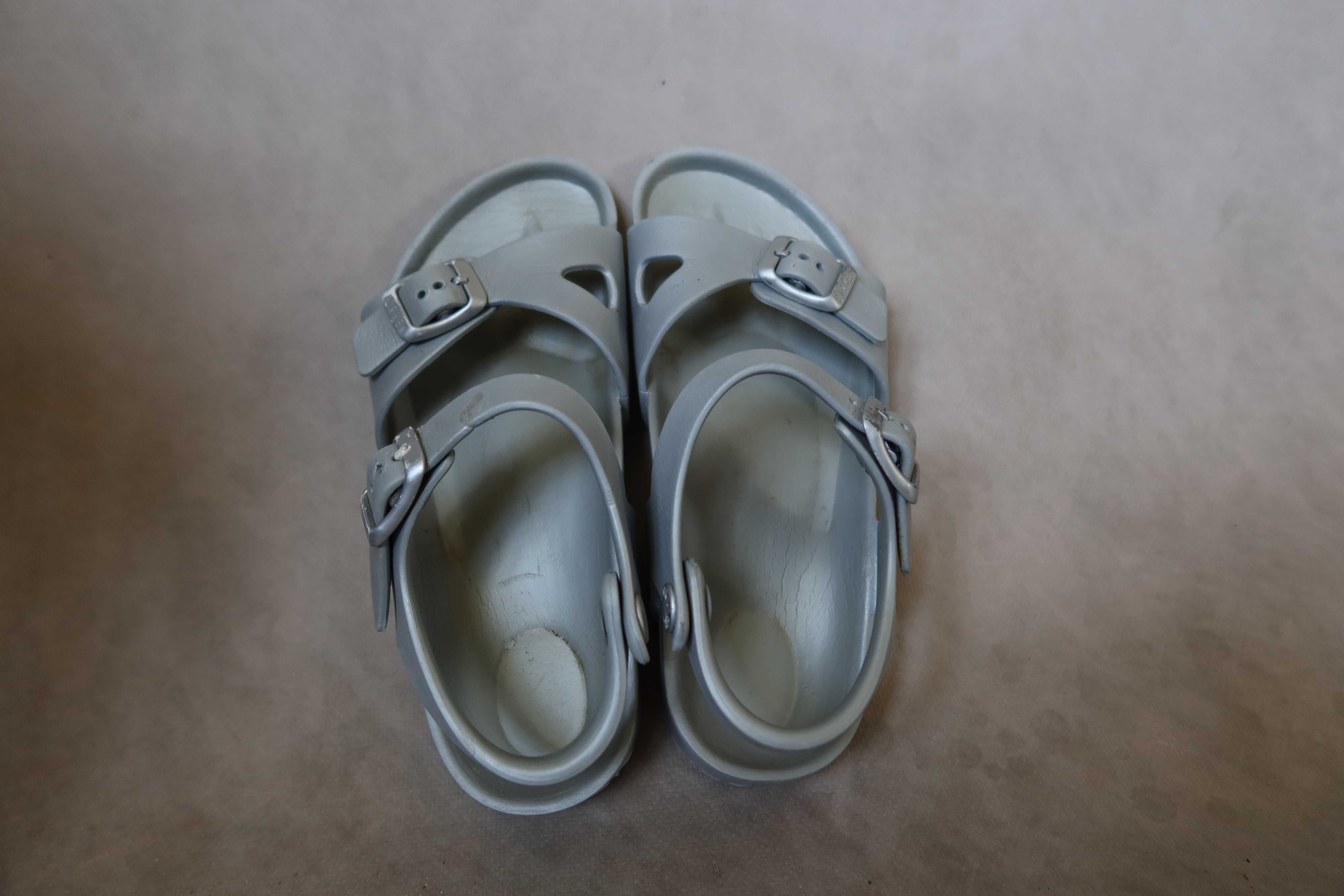 Sandały 31 BIRKENSTOCK srebrne pianka eva buty na lato buty do wody