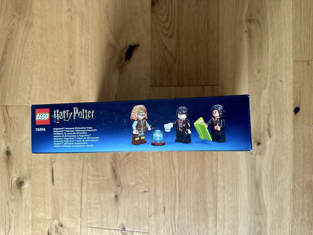 LEGO® 76396 Harry Potter - Chwile z Hogwartu: zajęcia z wróżbiarstwa