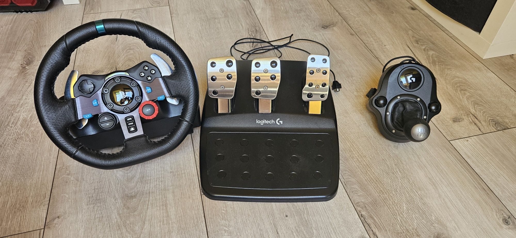 Logitech g29 Z Shifterem