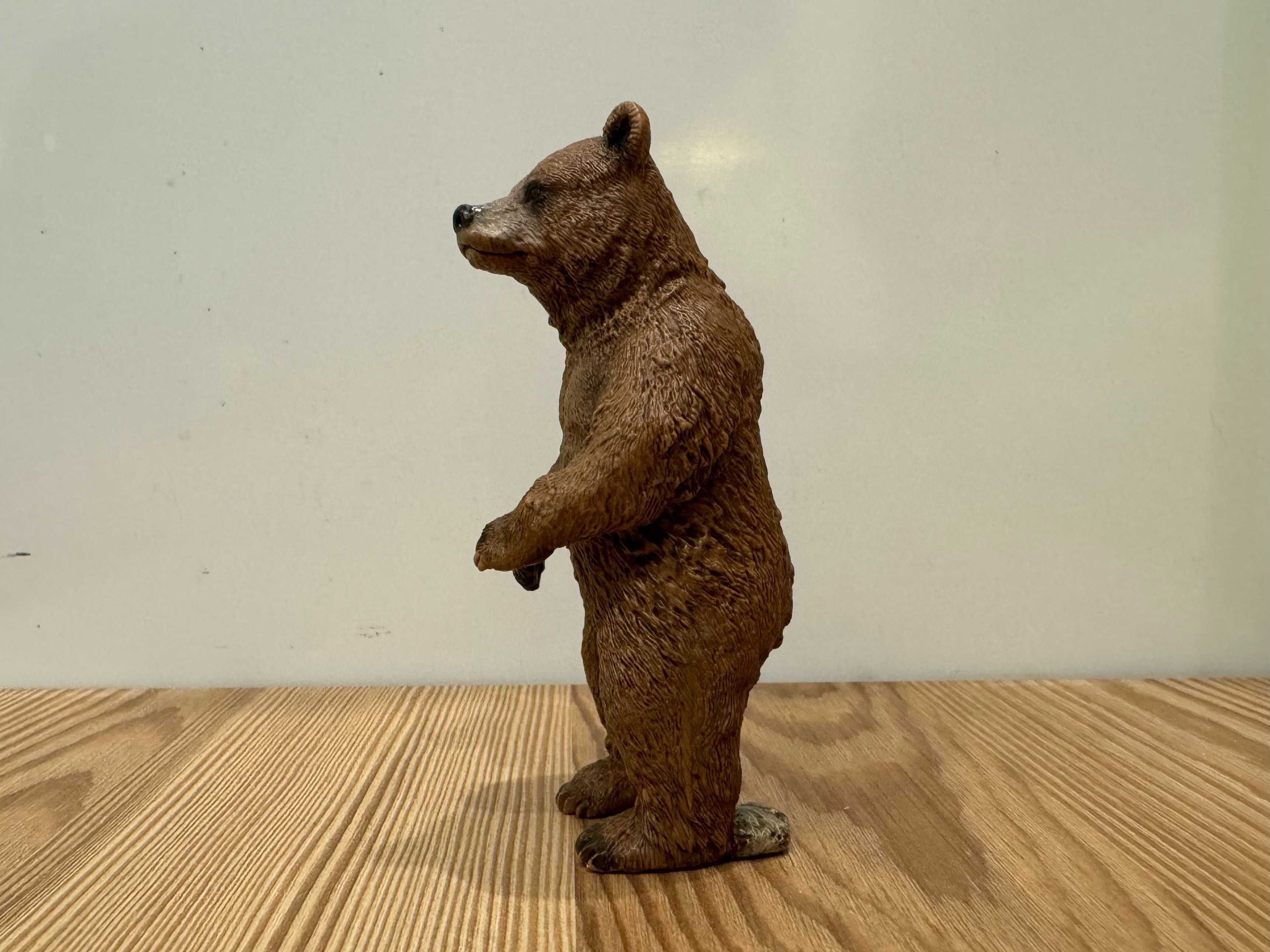 Figurka Schleich Niedźwiedź Grizzly