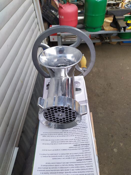 Алюминиевая мясорубка 32, ручная или под электродвигатель промышленная